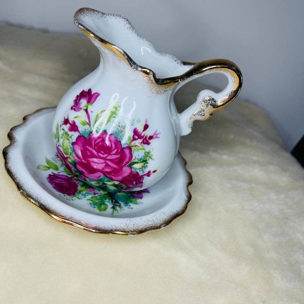 Tilso Japan Creamer and Saucer 2 piece Set